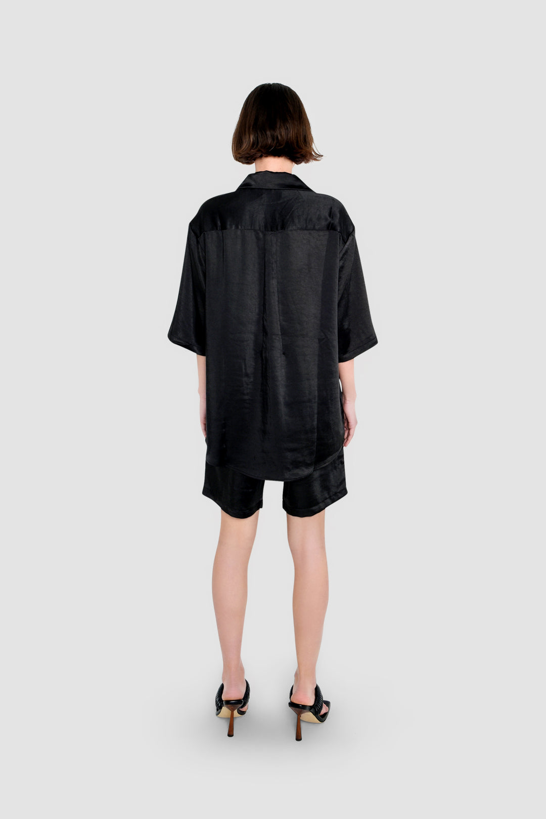【TODAYFUL】　Satin Short Shirts BLACK 4517_56135b2593-xxl.jpg